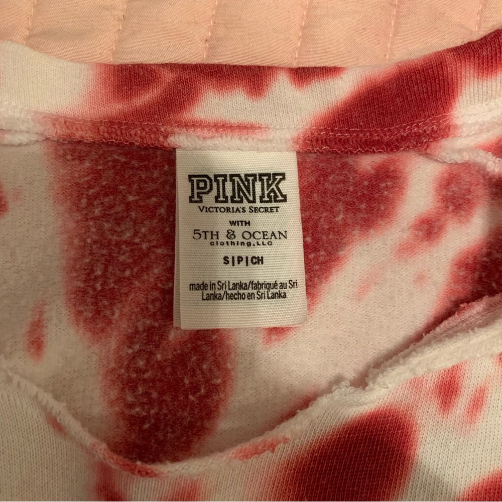 VS PINK IU Indiana Hoosiers Football Tie Dye Boxy Cropped Fleece Long Sleeve Top - Picture 8 of 9